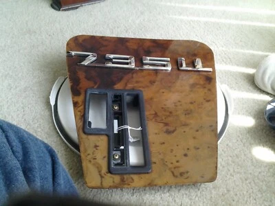 88-91 ERA BMW 735 iL CONSOLA CENTRAL MOLDURA MADERA + ESCRITURA MALETERO Foto 1 de 4