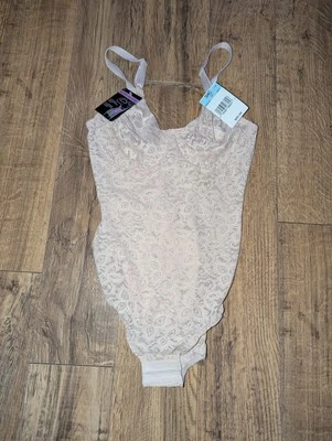 Cuerpo BALI Encaje N Suave Formador Briefer ROSA PÁLIDO 34C Con Aros Abdomen Cintura Trasera Foto 1 de 4