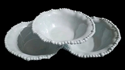 Juego de 3 cuencos de melamina Rachel Ashwell verde pálido borde perla. Brillo verde claro Foto 1 de 4