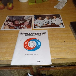 Brochure Apollo Soyuz foto 1976 progetto di prova - Foto 1 di 10