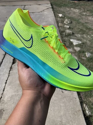 Nike Hombres 10 y 11 Streakfly Carretera Carreras Zapatos 'Paquete Rápido' Volt DJ6566-700 NUEVO Foto 1 de 4