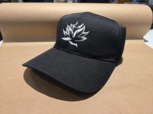 MagicCon Chicago 2025 Black Lotus VIP Baseball Cap - NEW Unisex MTG - Picture 1 of 4