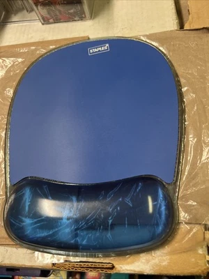 Alfombrilla de ratón Staples con reposamuñecas de gel soporte de muñeca premium ©️hermosa azul Foto 1 de 4