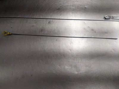 Engine Oil Dipstick From 2007 Chevrolet Silverado 1500 Classic  5.3 - Image 1 of 4