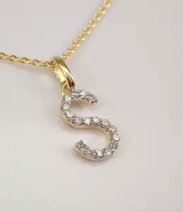 "Colgante de letra ""S"" inicial de diamante creado en laboratorio de 1 quid enchapado en oro amarillo 14 K redondo - Imagen 1 de 5