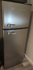 Frigidaire Efr751 7.5 Cu Ft Top Freezer Refrigerator ? Platinum - Excellent Cond