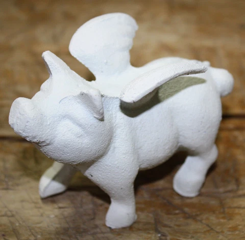 Cast Iron FLYING PIG Statue Wings Paper Weight Garden Rustic Door Stop Figurine Cover