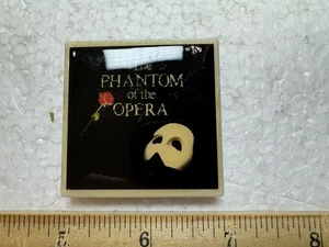 Calamita frigo piastrelle ceramica fantasma dell'opera 1988 - Foto 1 di 7