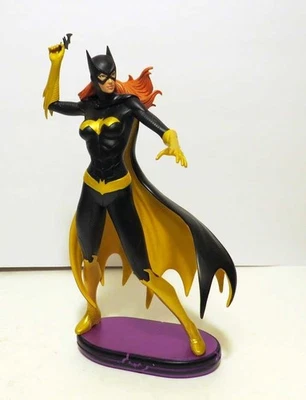 DC COMICS CUBIERTA NIÑAS ESTATUA BATGIRL por ARTGERM - EDICIÓN LIMITADA de 5200 Foto 1 de 4