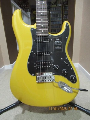 Fender Player II Modified Stratocaster HSS E/G, Rosewood FB, Sunshine Yellow - Image 1 of 4