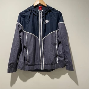 Nike Windrunner Kapuzenjacke XL Full Zip leicht blau grau weiß - Bild 1 von 4