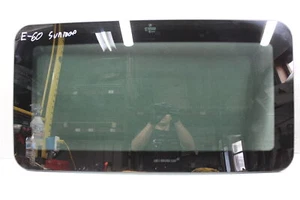 2004-2010 BMW M5 525i 528i 530i 535i 545i 550i (E60) SEDAN SUNROOF GLASS WINDOW - Picture 1 of 5