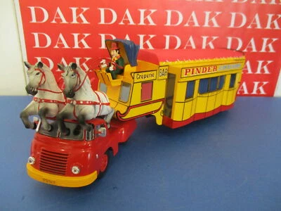 Die cast 1/43 Modellino Camion Truck Berliet VBL5 + Rimorchio Creperie Pinder - Immagine 1 di 3