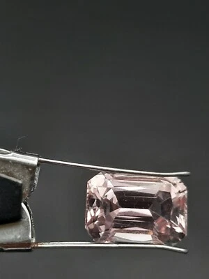 Pietra preziosa Kunzite 11.00 carati  - Immagine 1 di 4
