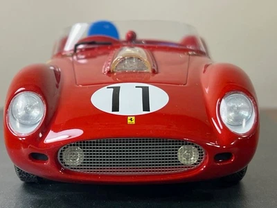 CMF 1:18 Ferrari 250 TR RHDLimited - Изображение 1 из 4