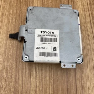 06-07 TOYOTA COROLLA MT Engine Computer Control Module ECM ECU PCM 89661-02K53 - Bild 1 von 4