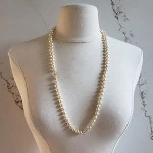 VTG Japanese Pearls Necklace 18" Long Gold Plated Italian Clasp 80s Style - Bild 1 von 7