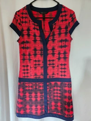 BCBG MaxAzria $138 全新 DALY 印花换装连衣裙海军蓝红色套衫女式 XS 码 — 第 1/4 张图片