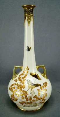 Royal Worcester handbemalte Gold & Platin Schmetterlinge Rouge Elfenbein Vase um 1886 - Bild 1 von 4