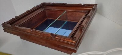 Estante de exhibición de curiosidades vintage madera nogal vidrio estantes espejo trasero 15"  Foto 1 de 4