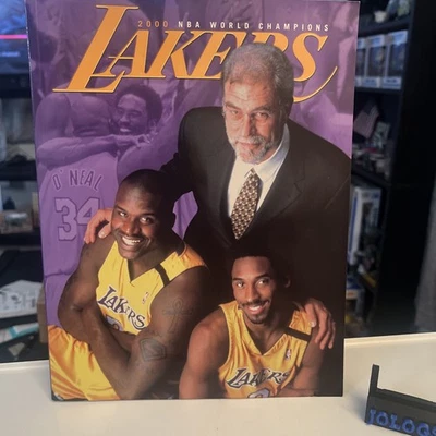 Los Angeles Lakers 2000-2001 Yearbook - Image 1 of 2