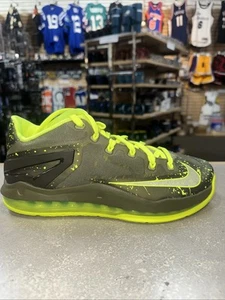 Max LeBron XI Low Size 8.5 642849 200 - Picture 1 of 9