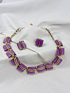 Set  Necklace Earrings Thermoset  Lucite   Purple  Gold Tone Adjustable - Picture 1 of 7