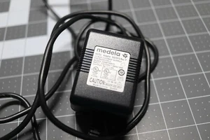 Medela Pump in Style Advanced 9V 1A Power Adapter 9207010 - Picture 1 of 1
