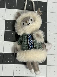 Target Birchwood Bay White Grey Reindeer in Eskimo Suit Ornament 2018 S001 - Picture 1 of 4