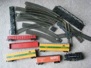 Set Trenino Giocattolo Vintage Lima Italia Piste Motore Auto Calibro N - Foto 1 di 12