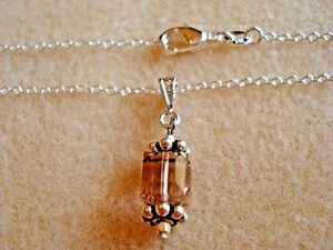 1 Zoll Tropfen Vintage rosa Kristall 8 mm Würfel mit 7 mm Bali Gänseblümchen auf SS 18 Zoll Halskette - Bild 1 von 5