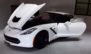 Chevrolet Corvette Stingray C7 White Coupe 2014 Maisto 1:24 Scale Model Car - Picture 1 of 7