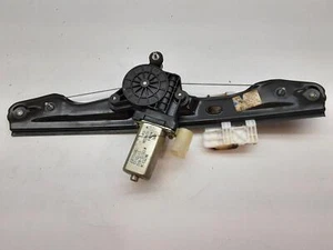 BMW 1 SERIES F20 REAR LEFT PASSENGER SIDE WINDOW REGULATOR MOTOR 7242555 - Picture 1 of 6