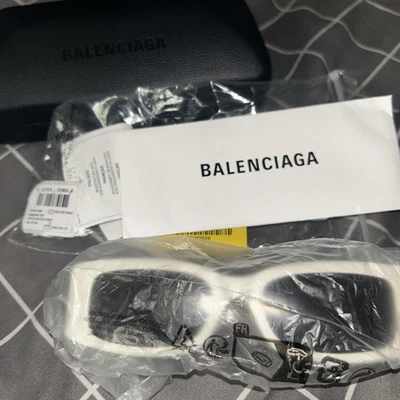balenciaga sunglasses women authentic new - Image 1 of 3