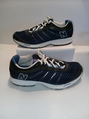 New Balance 吸收 710 训练女式 7.5 码 Style WX710BK — 第 1/4 张图片