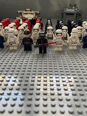 Lot of 1 First Order Minifigure Lego Star Wars First Order Stormtrooper Kylo Ren - Image 1 of 4