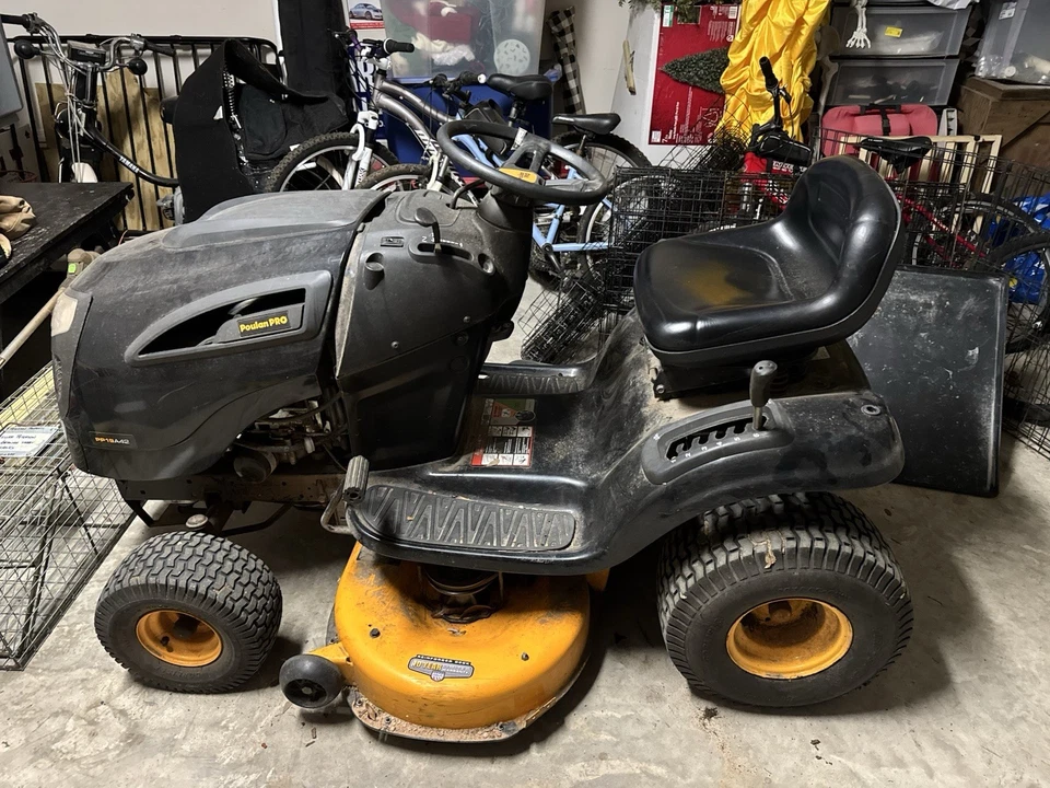 Poland Pro Riding Mower Briggs And Stratton Engine 42” Deck Serviced Yearly - Image 1 of 4