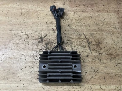 Оригинальный выпрямитель регулятор напряжения Suzuki Boulevard C50 800 VL800T VL 05 06 07 -19 - Изображение 1 из 3