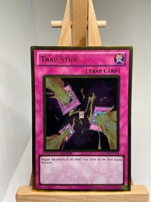 Trap Stun - Gold Rare Limited Edition GLD4-EN050 - LP - YuGiOh - Image 1 of 2