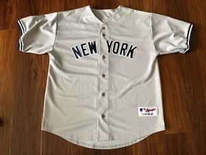 Majestic New York Yankees #2 Derek Jeter Jersey Talla 54 NWOT Cosido Cosido - Imagen 1 de 7
