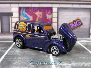 Camión Hot Wheels 2000 primeras ediciones panel Anglia púrpura suelto 1:64 P1 - Imagen 1 de 8