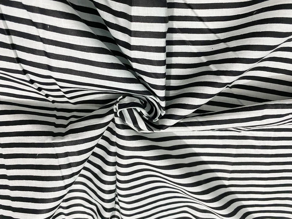 Tela de algodón india a todas las rayas teñida a mano costura telas para mujer EE. UU. Foto 1 de 4