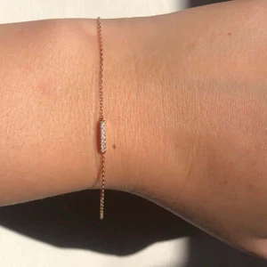 NATURAL DIAMOND BRACELET CURVED BAR MINIMALIST ROSE GOLD CHAIN PAVE JEWELRY GIFT - Picture 1 of 4