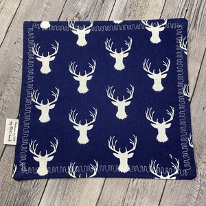 EDC HANK MIT MIKROFASERRÜCKEN 8 ZOLL - HIRSCH ELCHGEWEIH AUF BLAUEM TASCHENTUCH - Bild 1 von 2