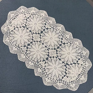Vintage Crochet Lace Table Runner Oval Dresser Scarf Doily Wedding Party Decor - Picture 1 of 44