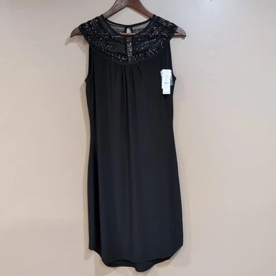 Vestido recto con cuello adornado S White House Black Market para mujer negro WHBM NUEVO CON ETIQUETAS Foto 1 de 4