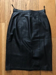 VINTAGE BLACK GENUINE LAMBS LEATHER WOMEN'S STRAIGHT SKIRT UK 14, EU 40, US 12 - Picture 1 of 14