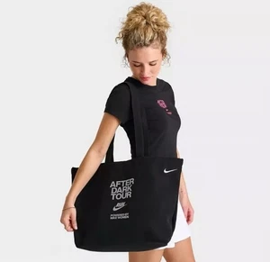 Nuevo bolso de mano Nike Heritage 2.0 After Dark Tour para mujer (22L)  - Imagen 1 de 9