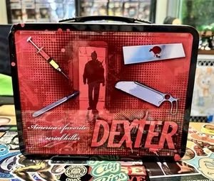 Fiambrera exclusiva de Dexter 2013 San Diego Comic-Con figura sellada - Imagen 1 de 10