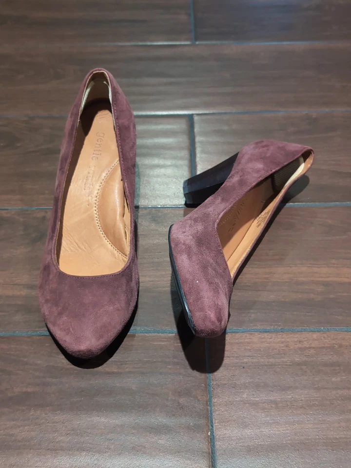 Zapatos de salón Gentle Souls granate borgoña 9M gruesos de cuero gamuza punta redonda Foto 1 de 4